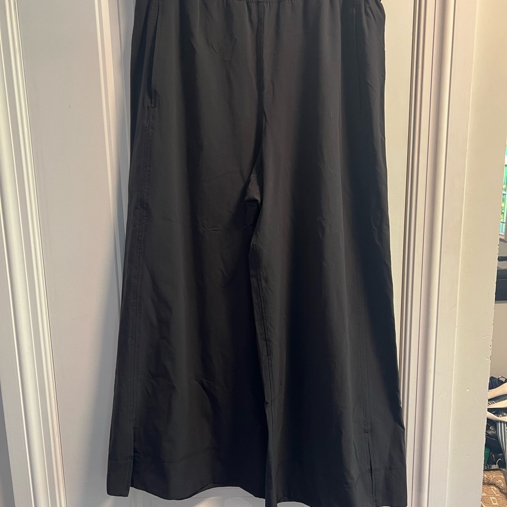 Women’s Lululemon Pants